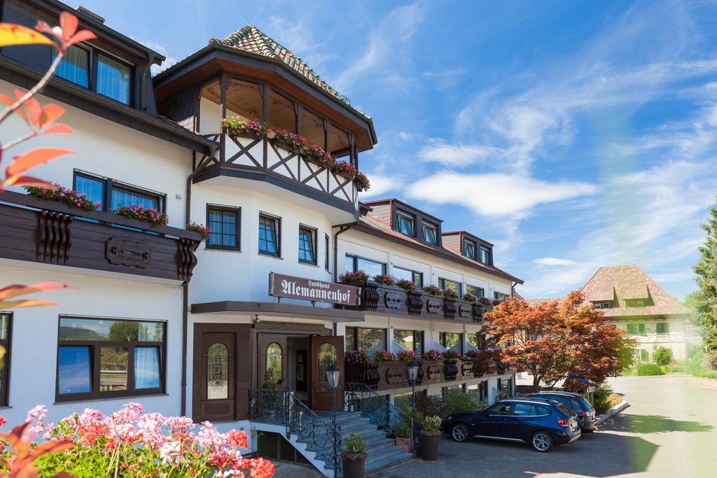Alemannenhof Hotel Schallstadt Eksteriør billede